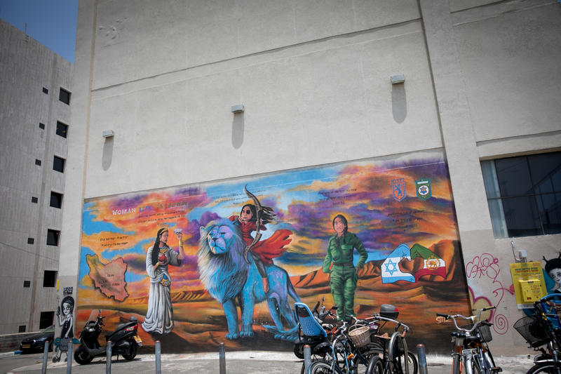 Graffiti in the Kiryat HaMelacha neighborhood of Tel Aviv. May 3, 2024, 2024. Photo by Miriam Alster/FLASH90