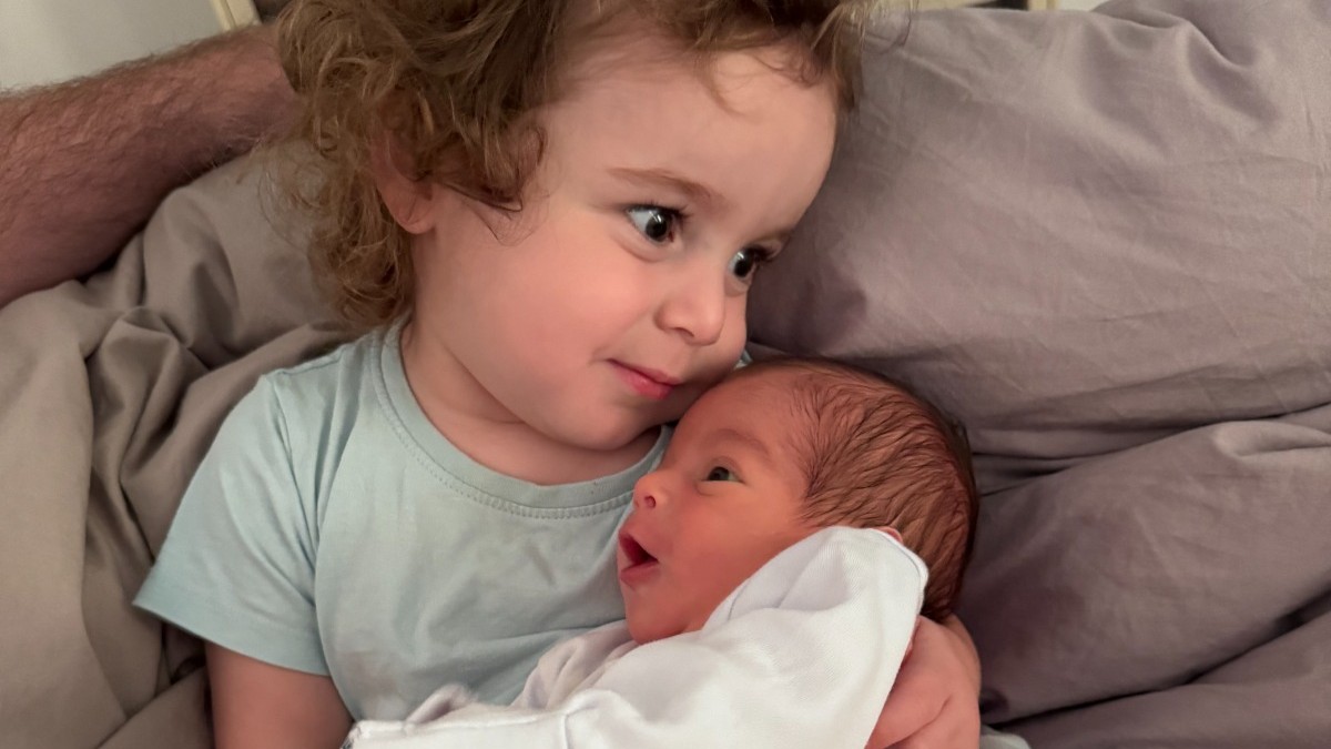Aviel with his little brother Rafael. Photo: Anat Schneider
