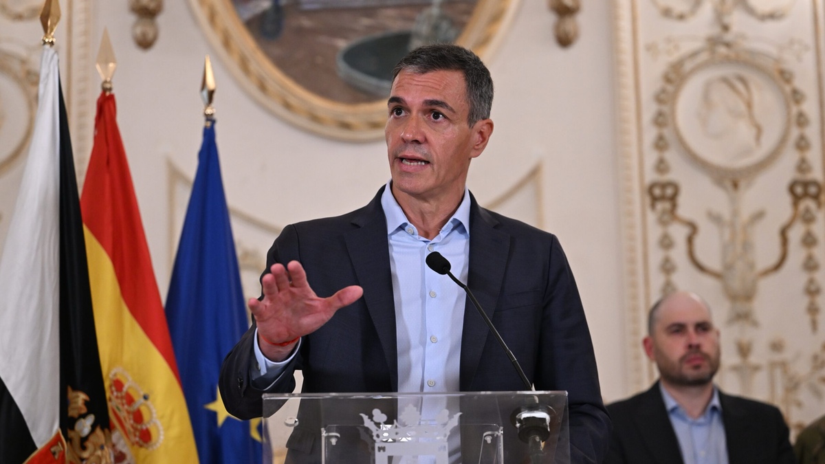 Spanish Prime Minister Pedro Sánchez at a press conference in the Spanish exclave of Ceuta on July 31, 2026. Sánchez traveled to the autonomous city after the arrival of thousands of migrants from Morocco. Photo: EPA/Borja Puig de la Bellacasa/Moncloa.