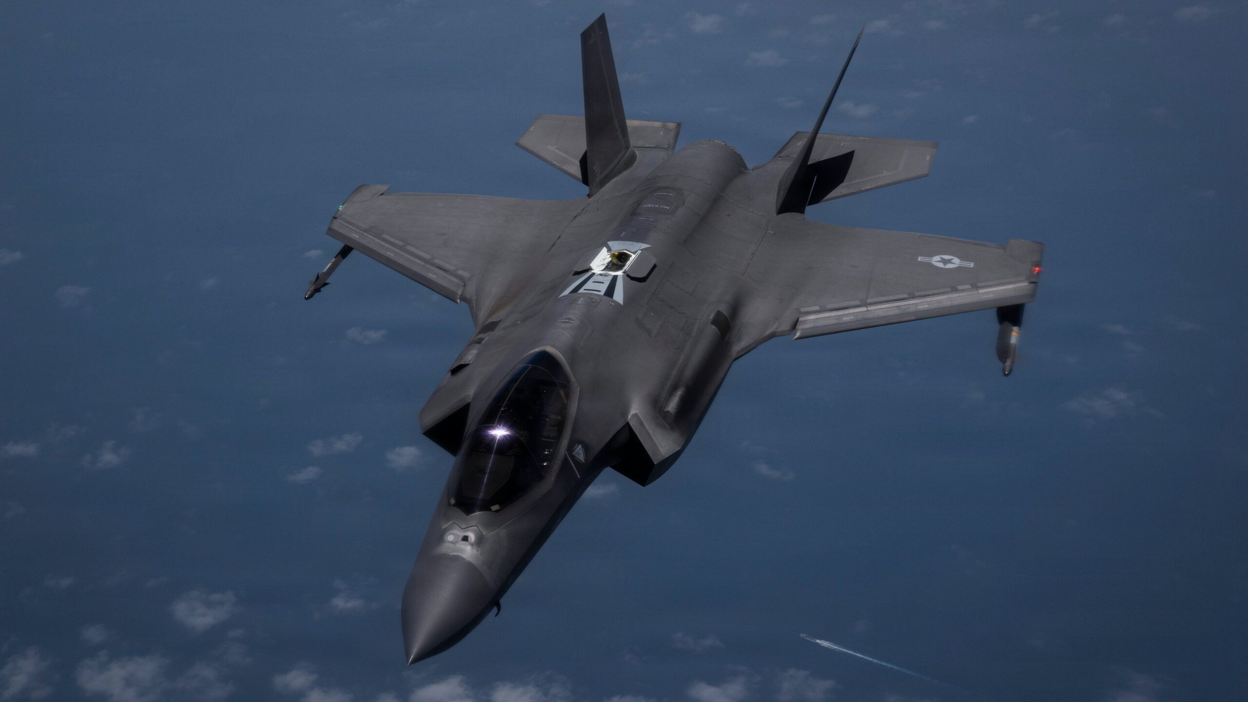 An F-35A fighter jet of the US Air Force over the Middle East. Photo: CENTCOM